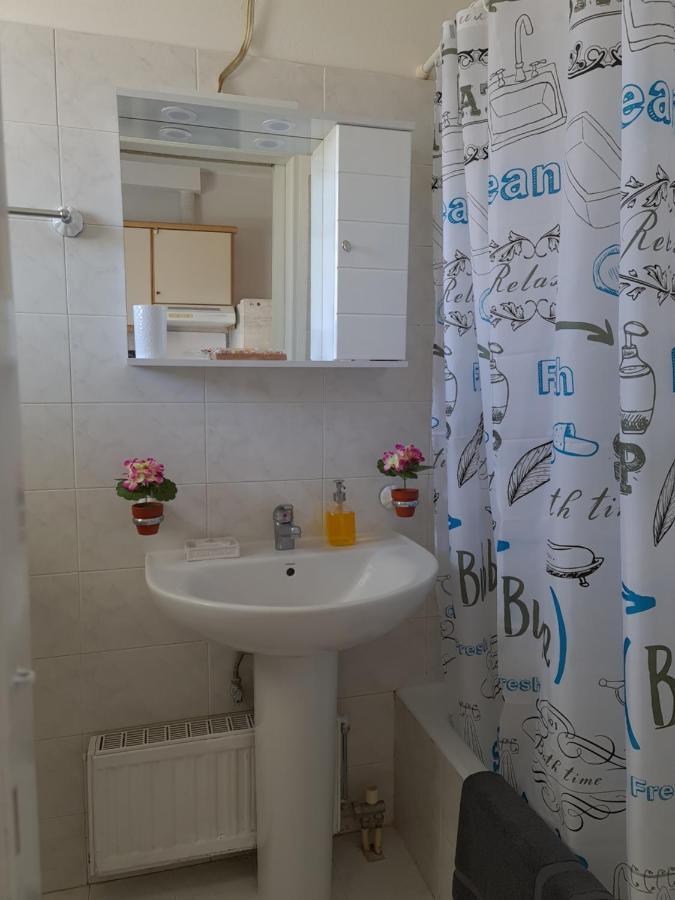 Seaside Apartment In Xilokastro - Selene By Booking Kottas Xylokastro Eksteriør billede