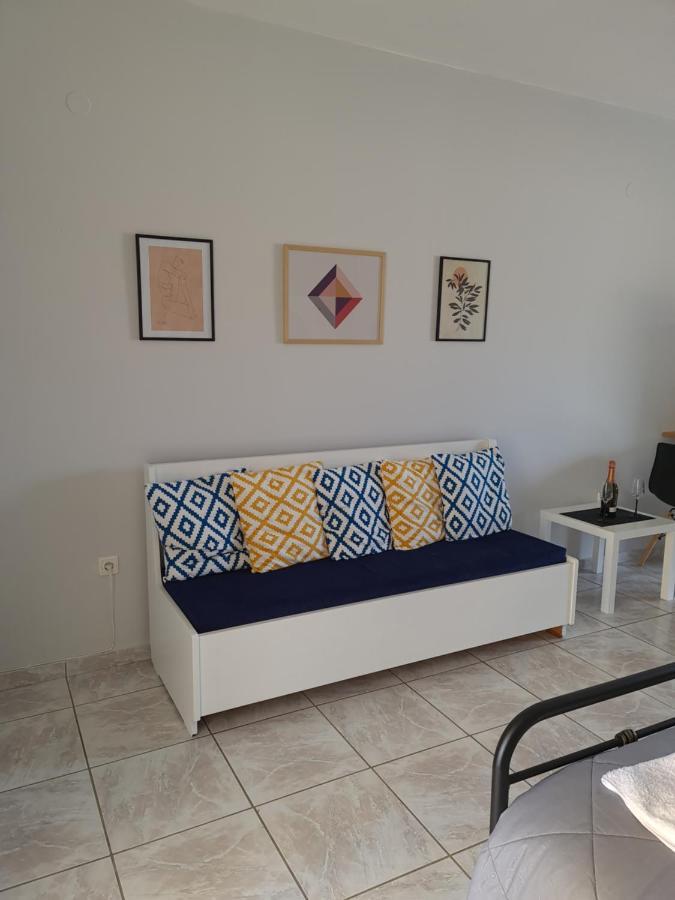 Seaside Apartment In Xilokastro - Selene By Booking Kottas Xylokastro Eksteriør billede